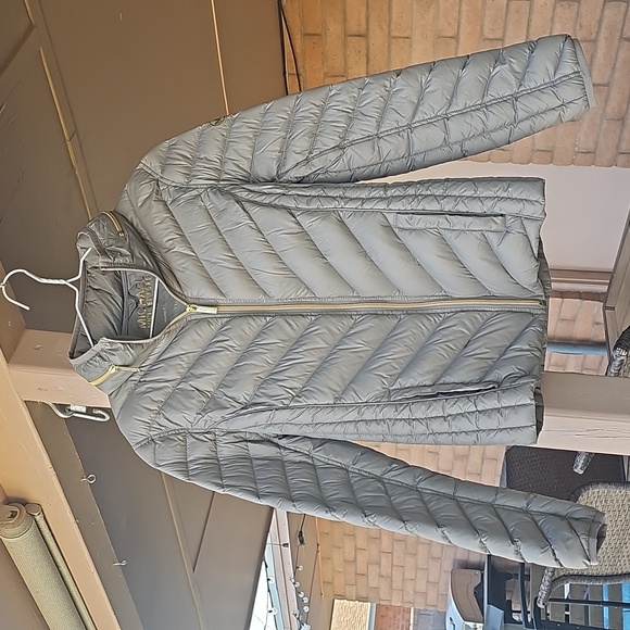 Michael kors tan / biege puffer jacket , small - Picture 6 of 10